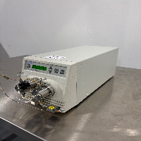 Waters 515 HPLC Pump image 1